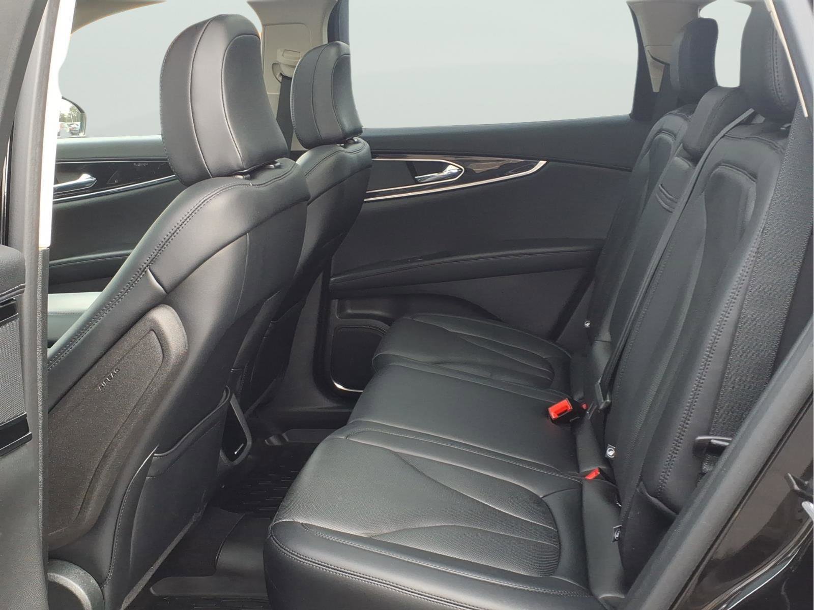 Used 2022 Lincoln Nautilus Reserve AWD/4WD image 14