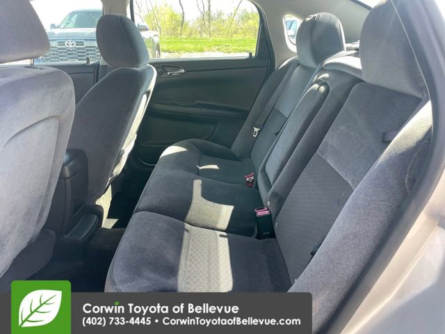 Used 2014 Chevrolet Impala LT w/ LT Sunroof Package image 24