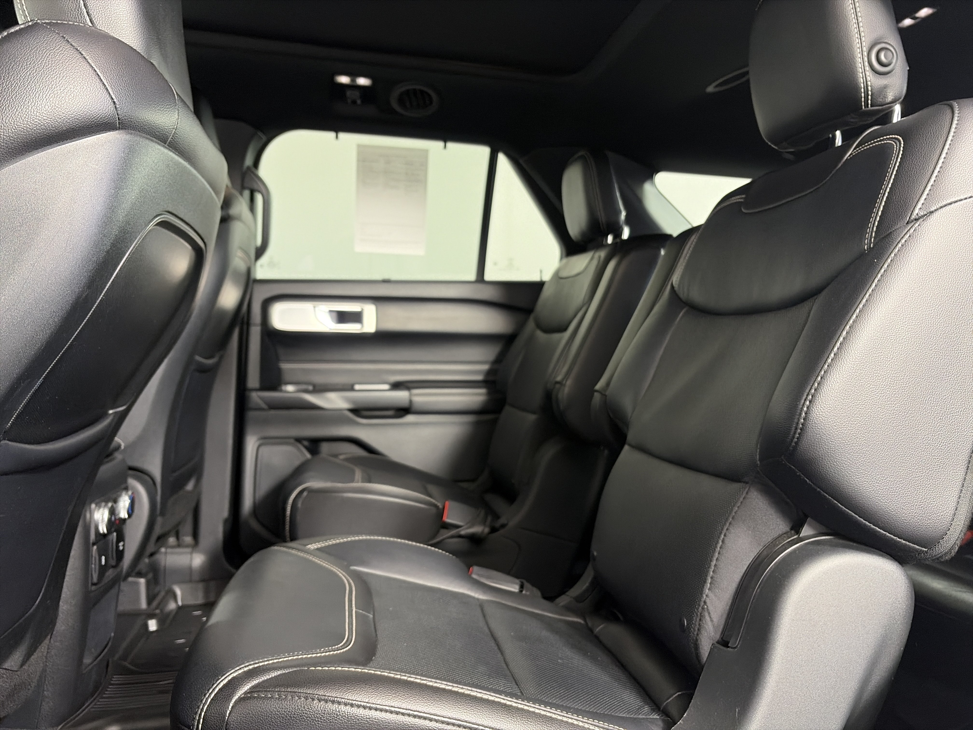 Used 2020 Ford Explorer ST w/ Premium Technology Package AWD/4WD image 7