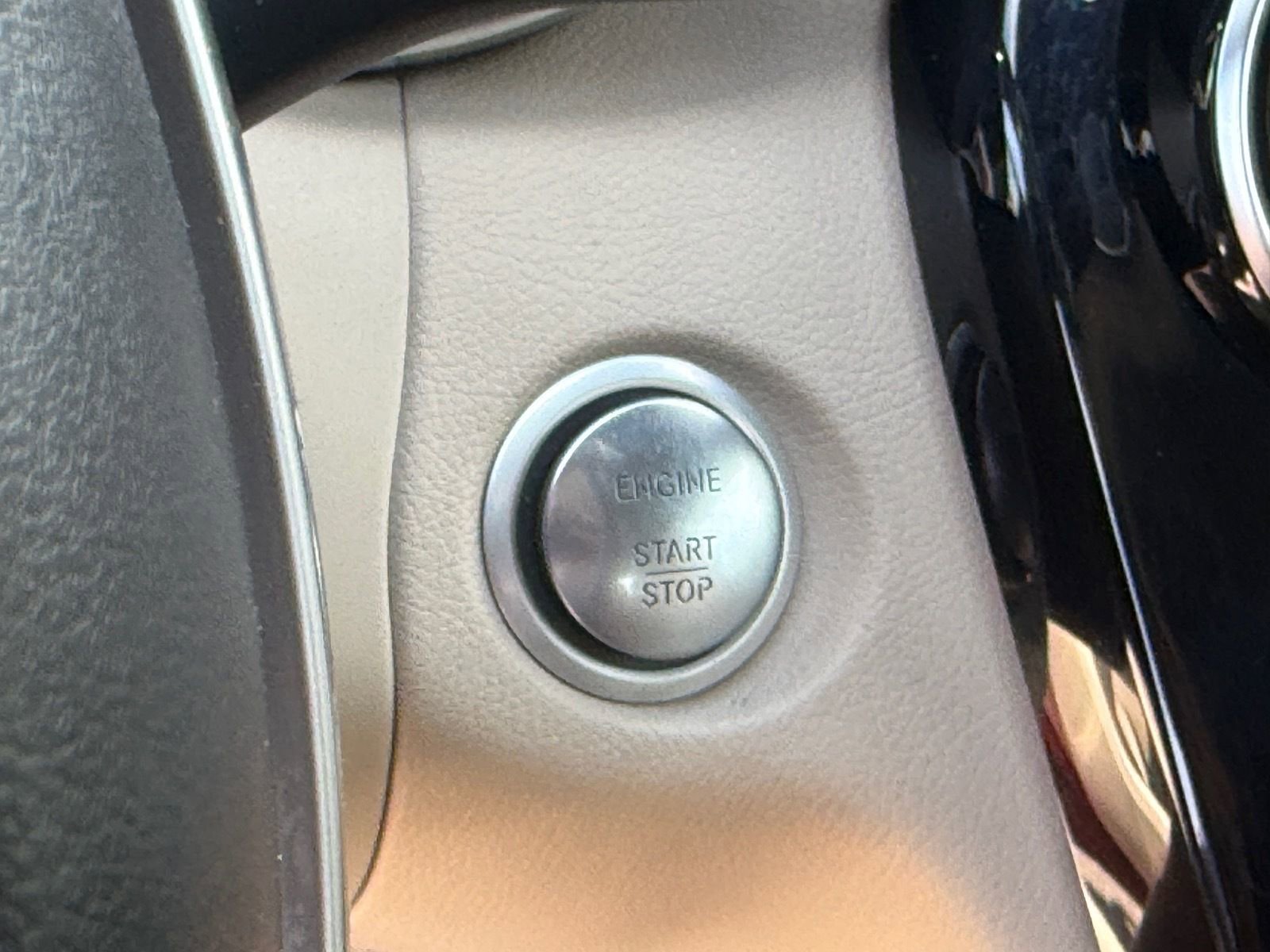 Used 2018 Mercedes-Benz C 300 Coupe image 27