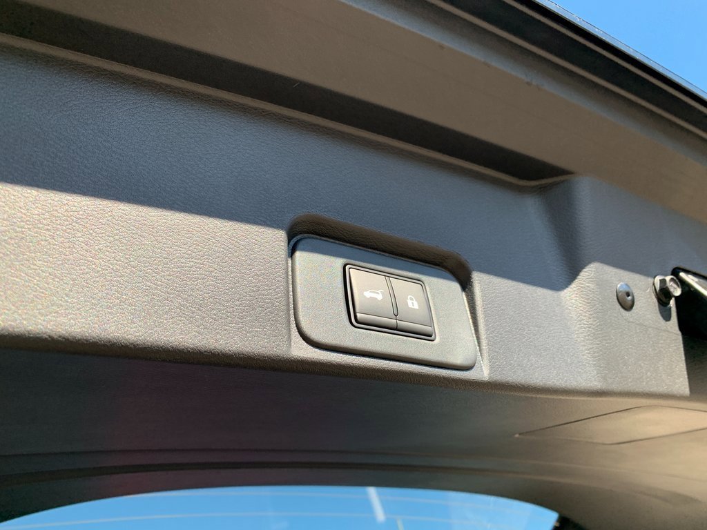 New 2026 Nissan Rogue SV image 7