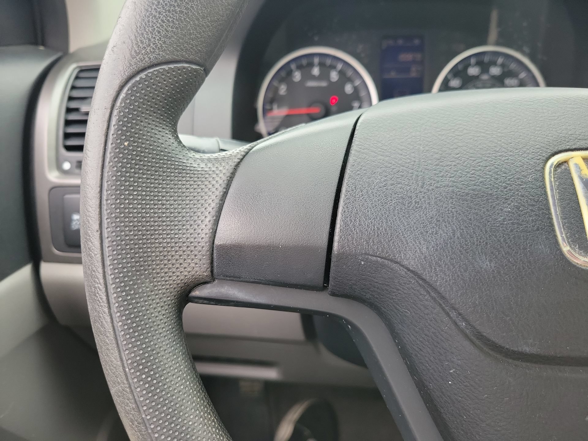 Used 2011 Honda CR-V LX image 25