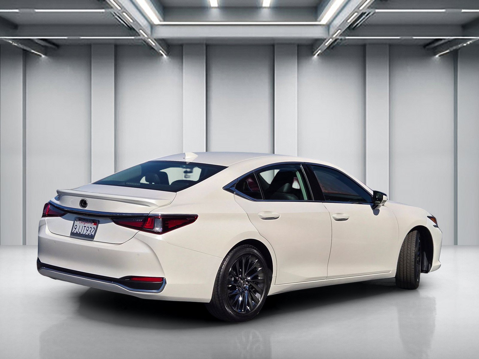 Certified 2024 Lexus ES 300h w/ Accessory Package (Z2) FWD image 5