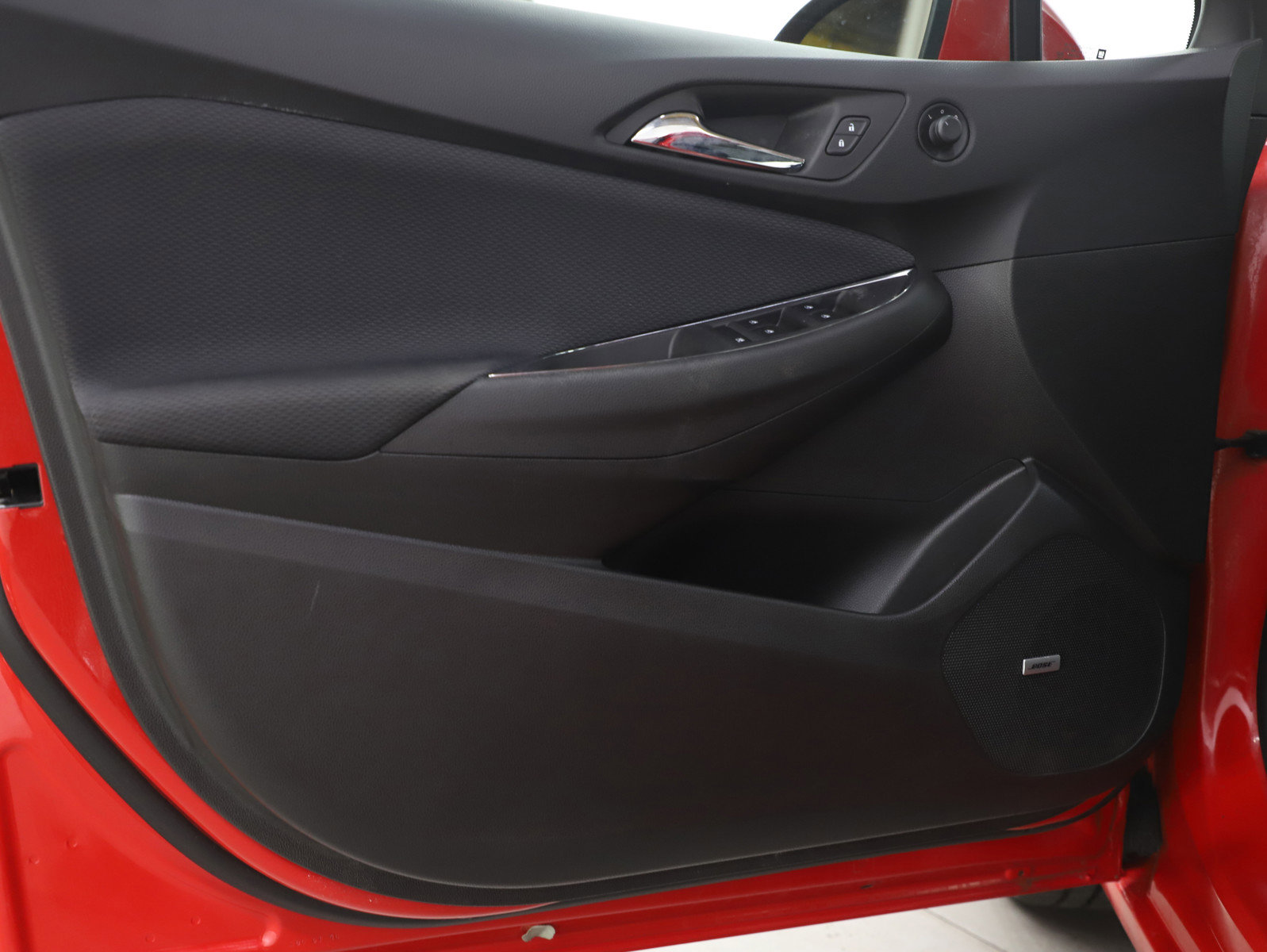 Used 2017 Chevrolet Cruze LT w/ Sun And Sound Package image 19