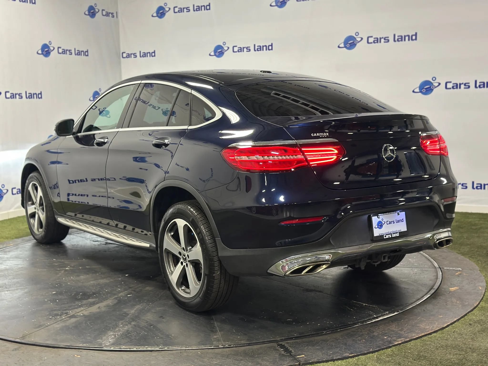 Used 2019 Mercedes-Benz GLC 300 4MATIC Coupe image 5