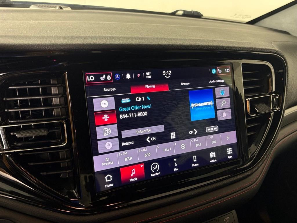 Used 2025 Dodge Durango GT AWD/4WD image 25
