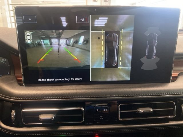 Used 2022 Lincoln Nautilus Reserve AWD/4WD image 19