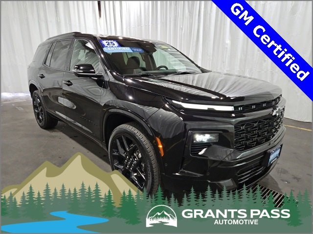 Certified 2025 Chevrolet Traverse RS w/ LPO, Floor Liner Package