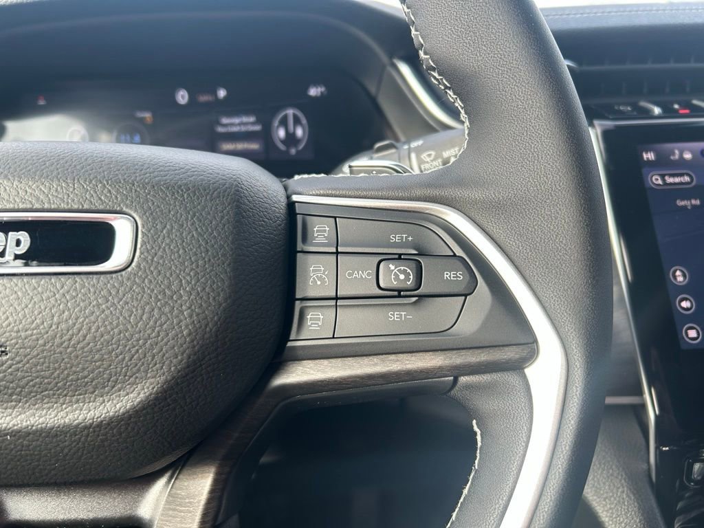 New 2025 Jeep Grand Cherokee Limited image 10