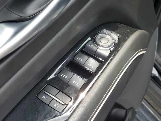 Used 2023 Cadillac Escalade Premium Luxury Platinum AWD/4WD image 11