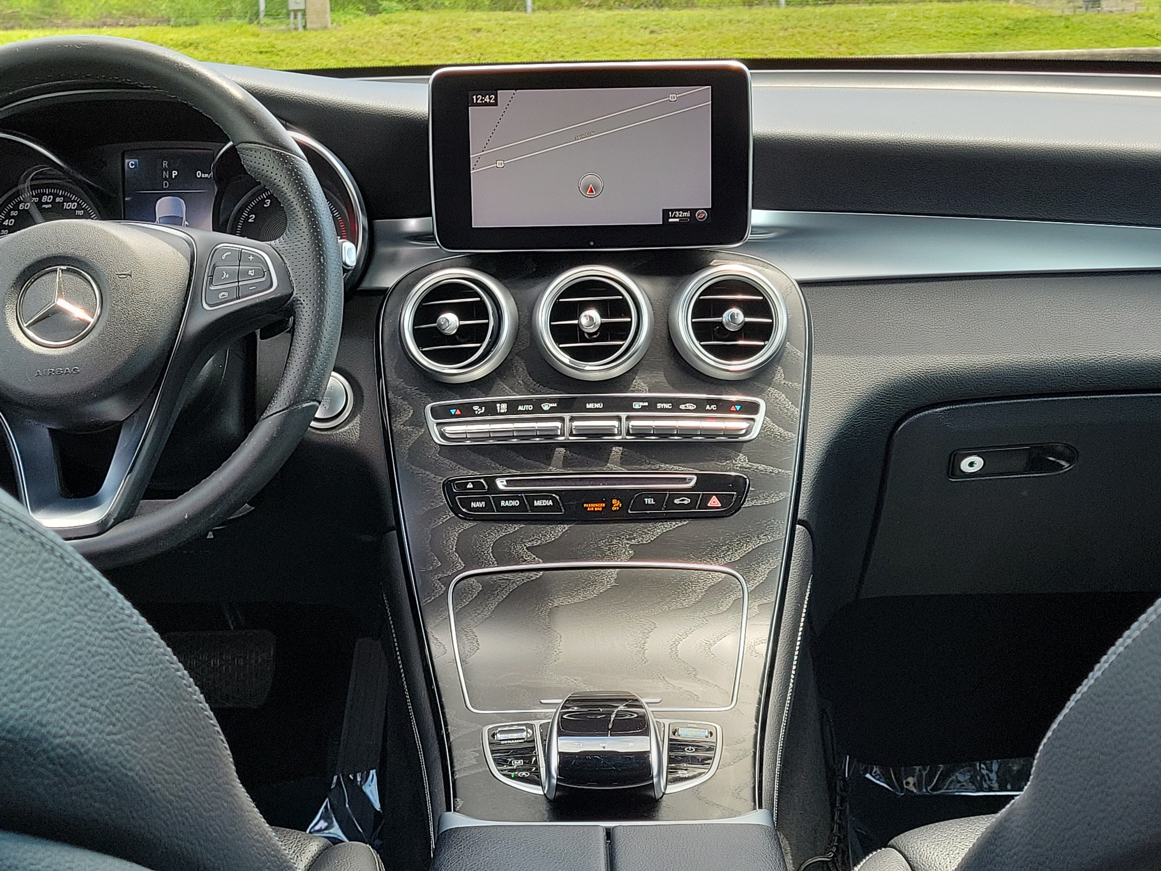 Used 2018 Mercedes-Benz GLC 300 image 16
