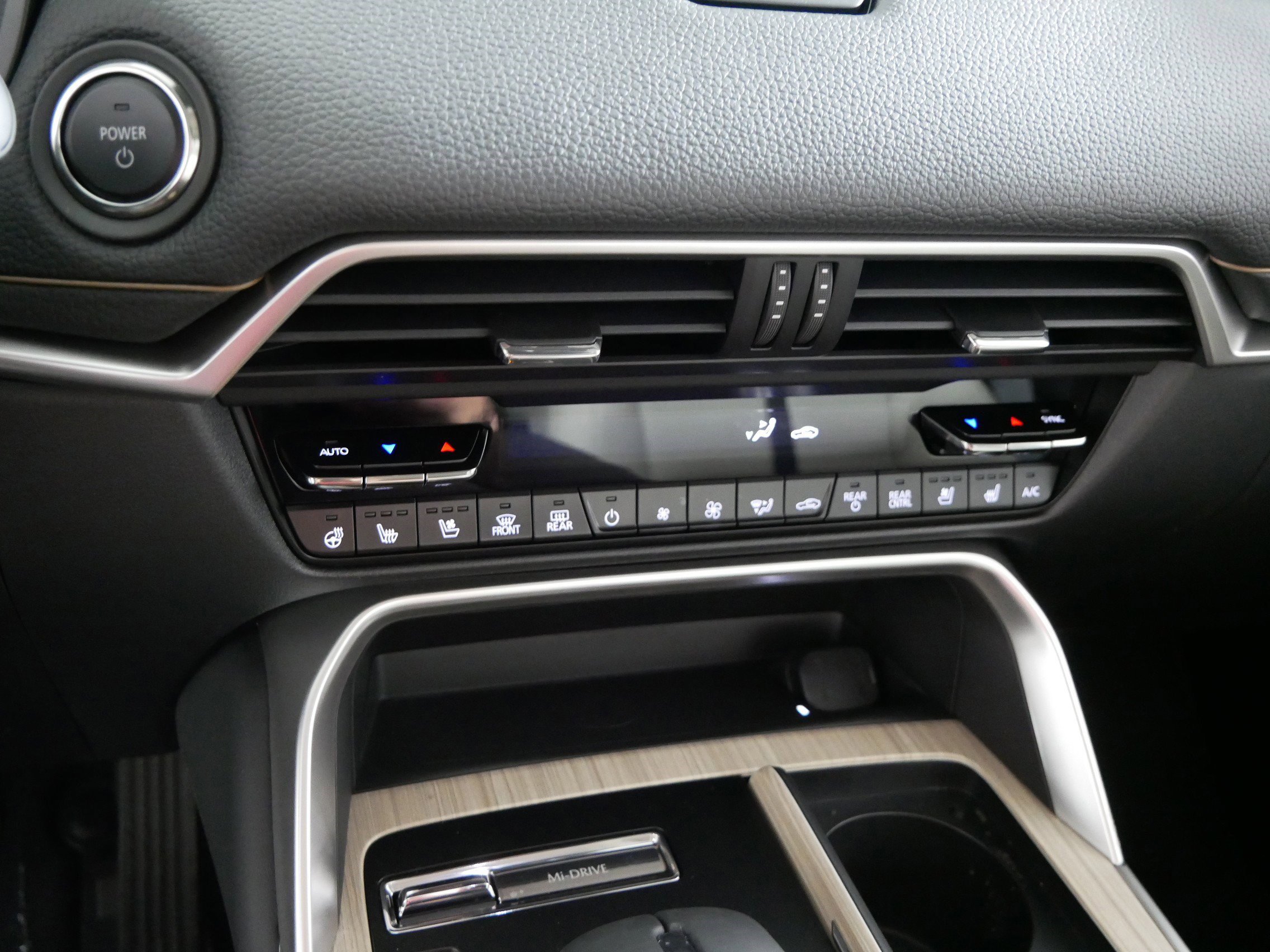 New 2026 MAZDA CX-90 Plug-In Hybrid w/Premium Sport AWD/4WD image 7
