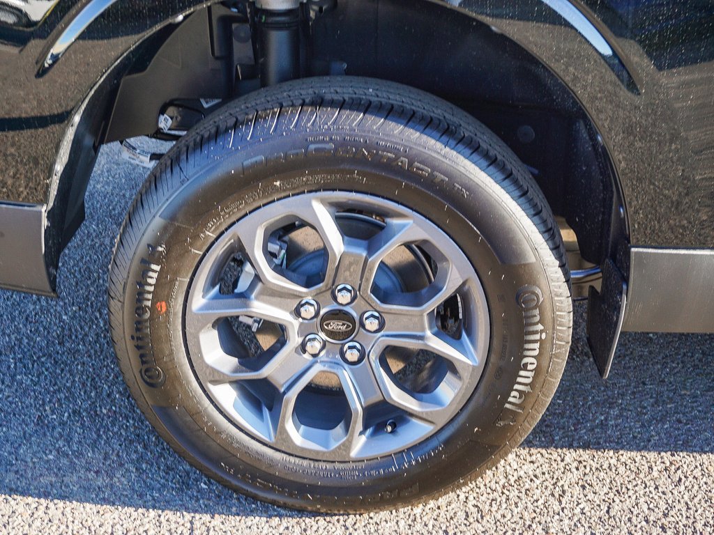 New 2026 Ford Maverick XLT w/ XLT Luxury Package AWD/4WD image 8