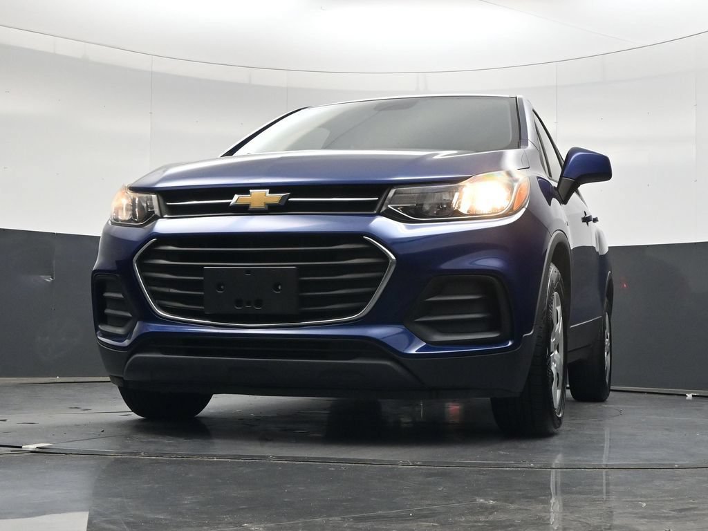 Used 2017 Chevrolet Trax LS FWD image 47