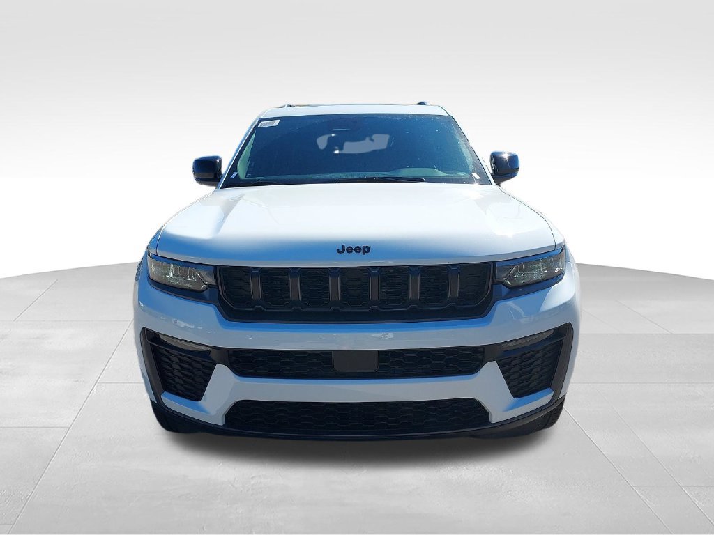 New 2027 Jeep Grand Cherokee L Limited w/ Limited Altitude Package AWD/4WD image 8