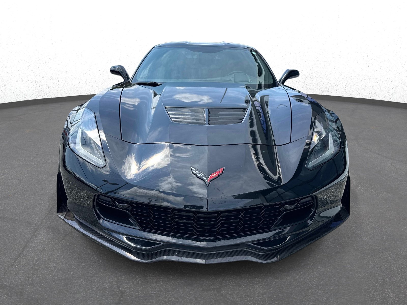 Used 2016 Chevrolet Corvette Z06 w/ 2LZ Preferred Equipment Group RWD image 9