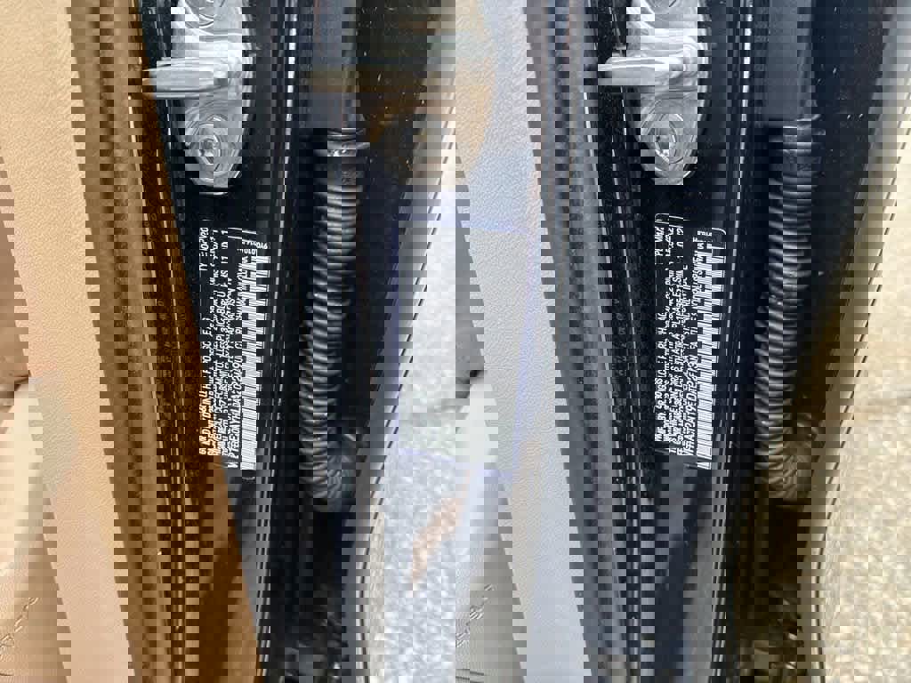 Used 2020 Porsche Cayenne E-Hybrid image 11