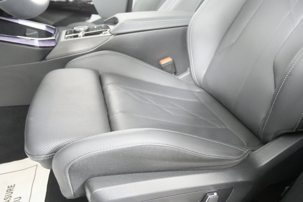 Certified 2026 BMW X3 xDrive30i AWD/4WD image 10