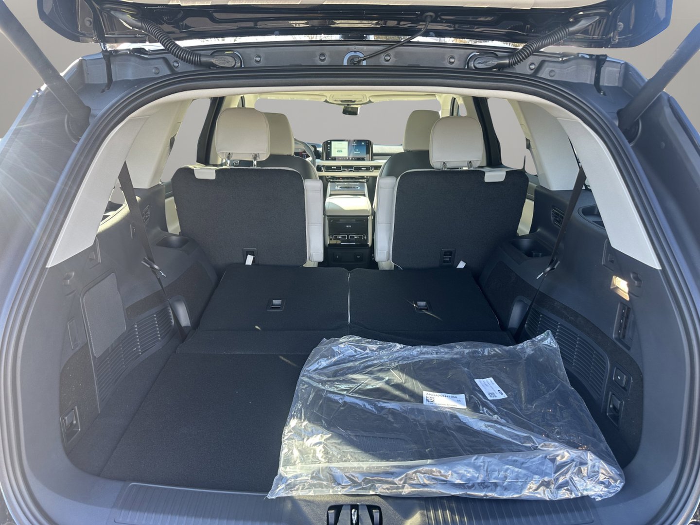 New 2026 Lincoln Aviator Premiere image 7