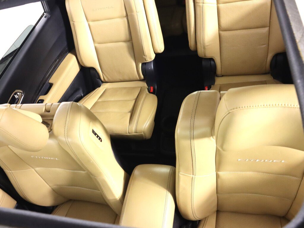 Used 2015 Dodge Durango Citadel w/ Technology Group RWD image 26