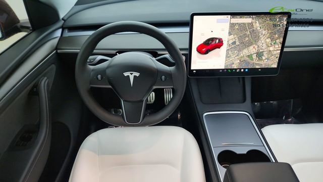 Used 2025 Tesla Model Y Performance AWD/4WD image 35