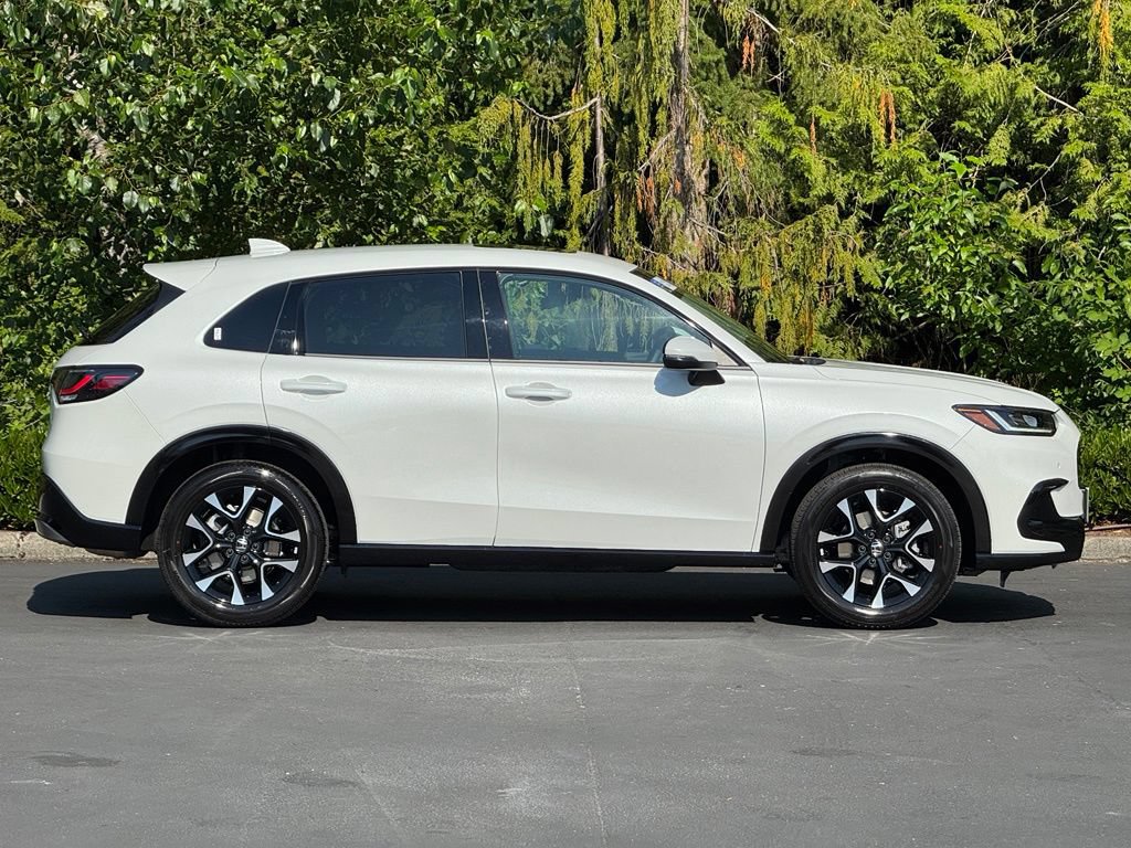 Certified 2027 Honda HR-V EX-L image 35