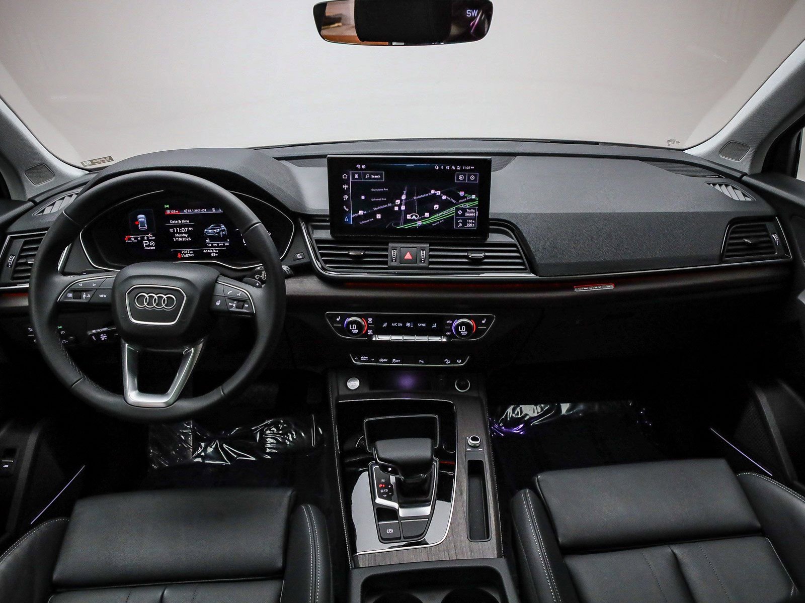 Used 2025 Audi Q5 2.0T Premium Plus w/ Premium Plus Package image 14