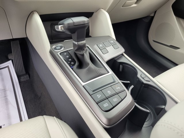 New 2026 Kia Sportage EX FWD image 10