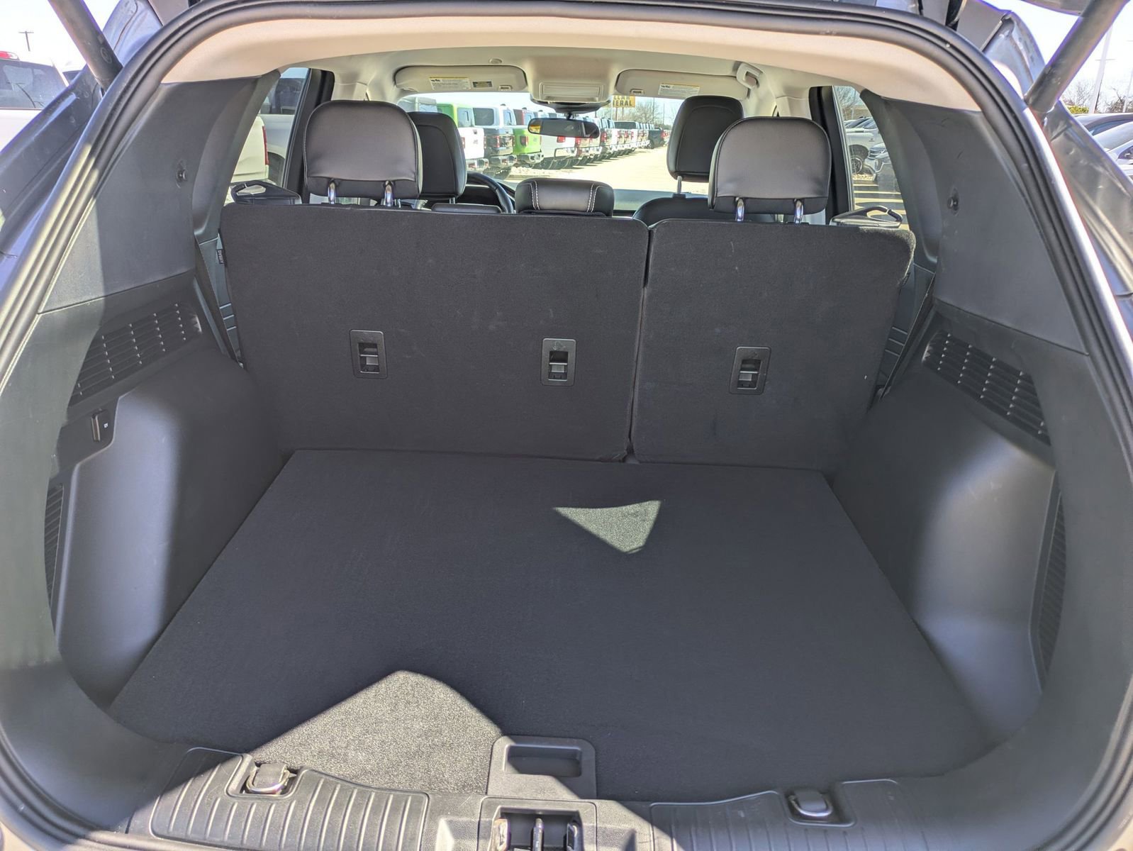 Used 2021 Ford Escape SEL image 23