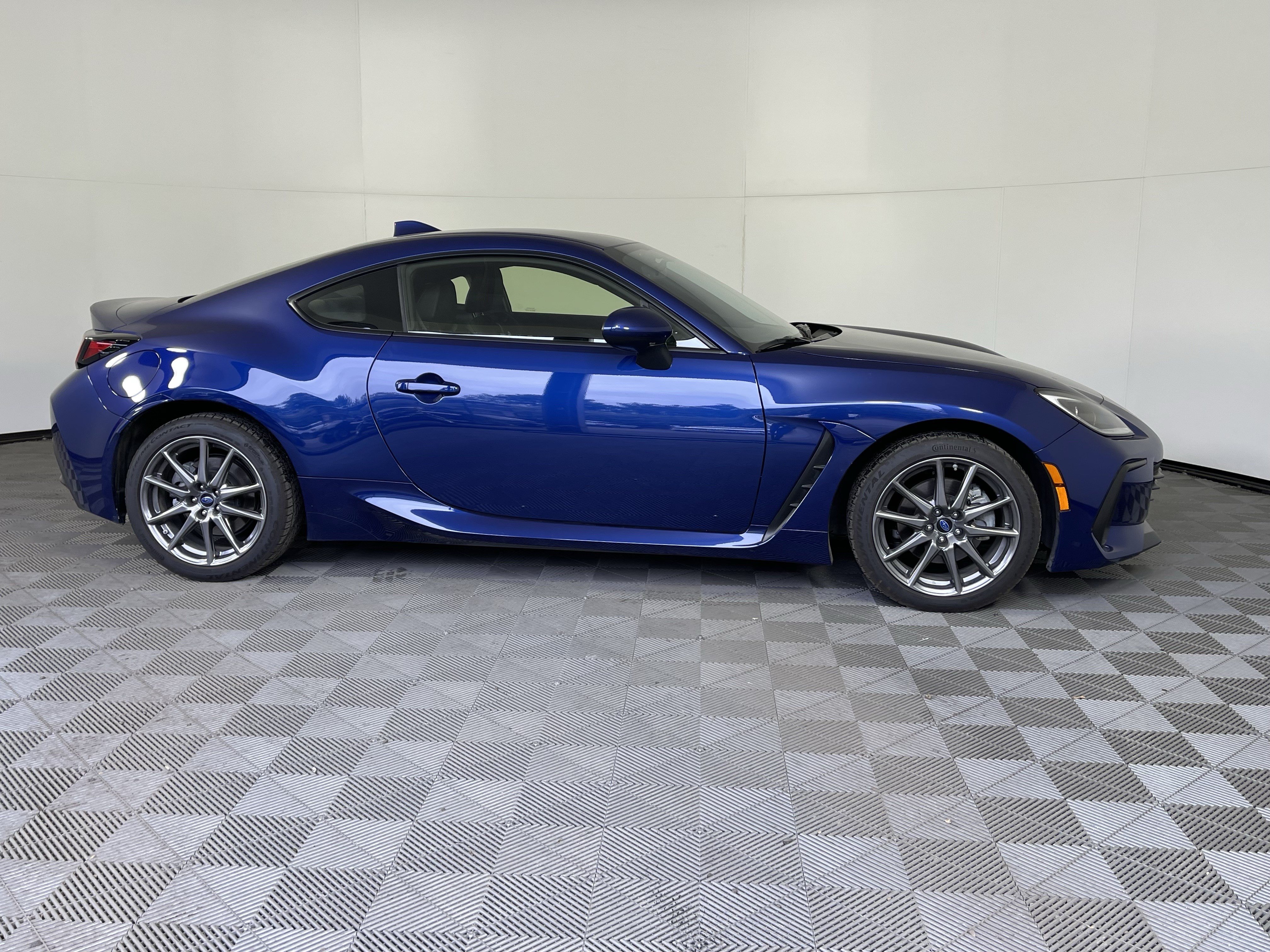 Used 2024 Subaru BRZ Limited RWD image 6