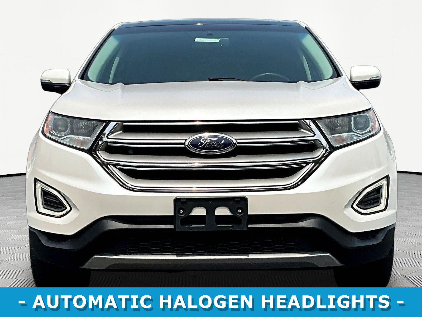 Used 2015 Ford Edge Titanium w/ Equipment Group 301A AWD/4WD image 2