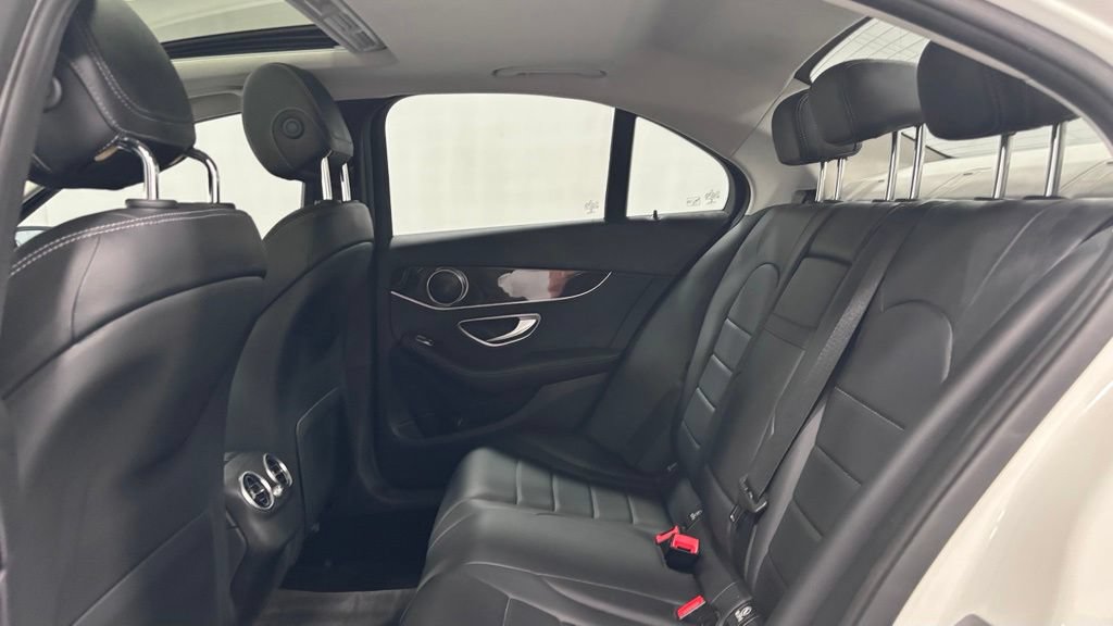 Used 2018 Mercedes-Benz C 300 4MATIC Sedan image 22