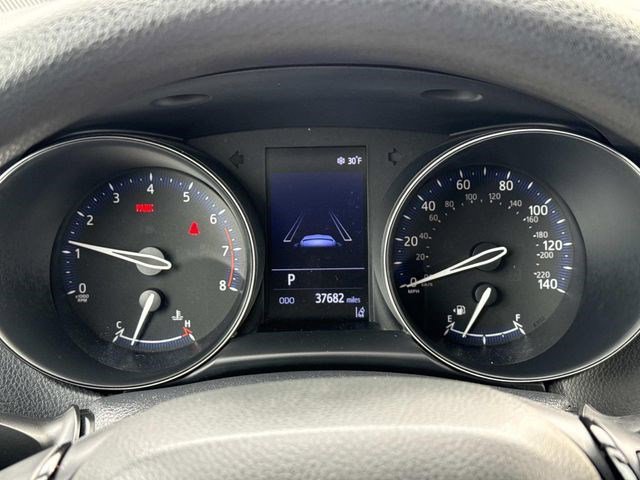 Used 2019 Toyota C-HR LE image 27