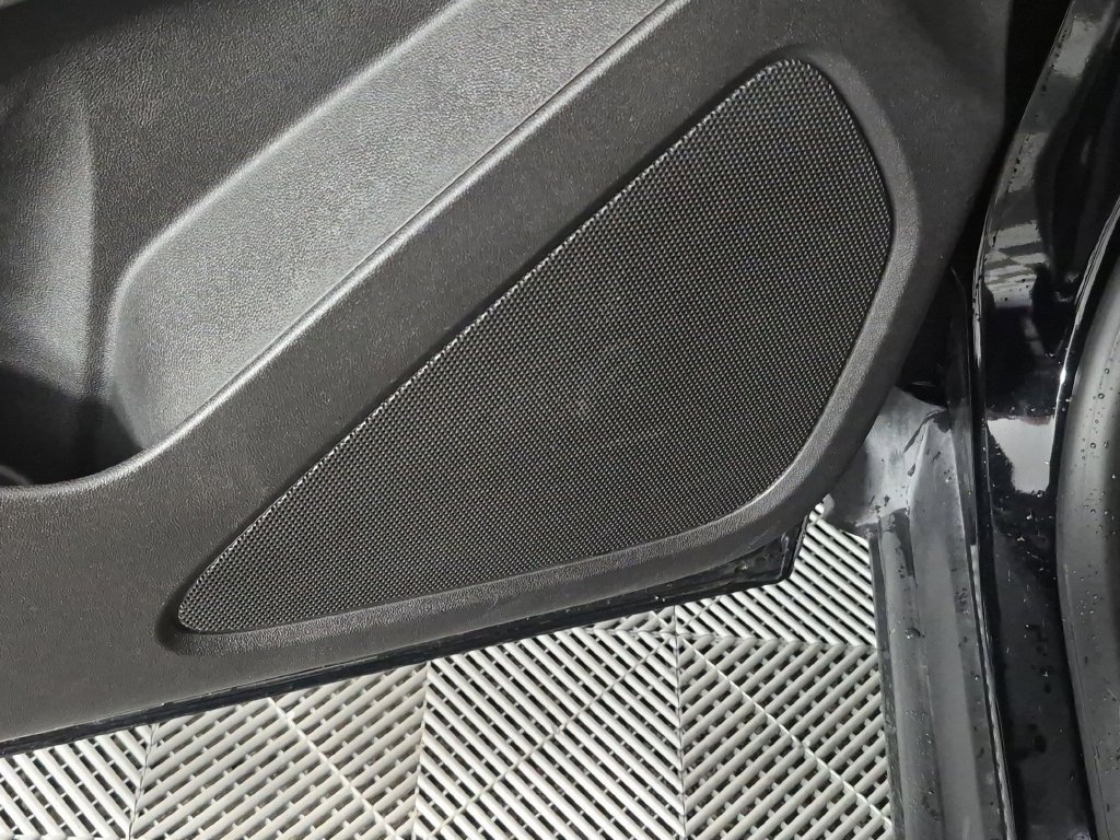 Used 2024 Chevrolet Equinox LT FWD image 15