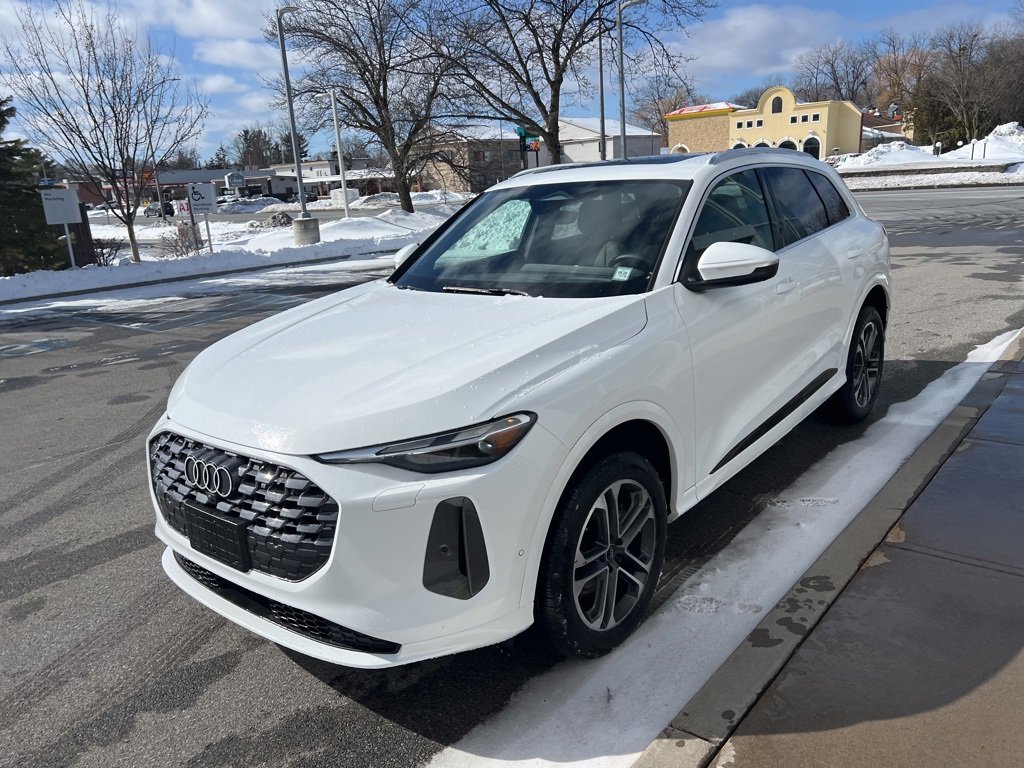 Certified 2025 Audi Q5 Premium w/ Convenience Package image 48