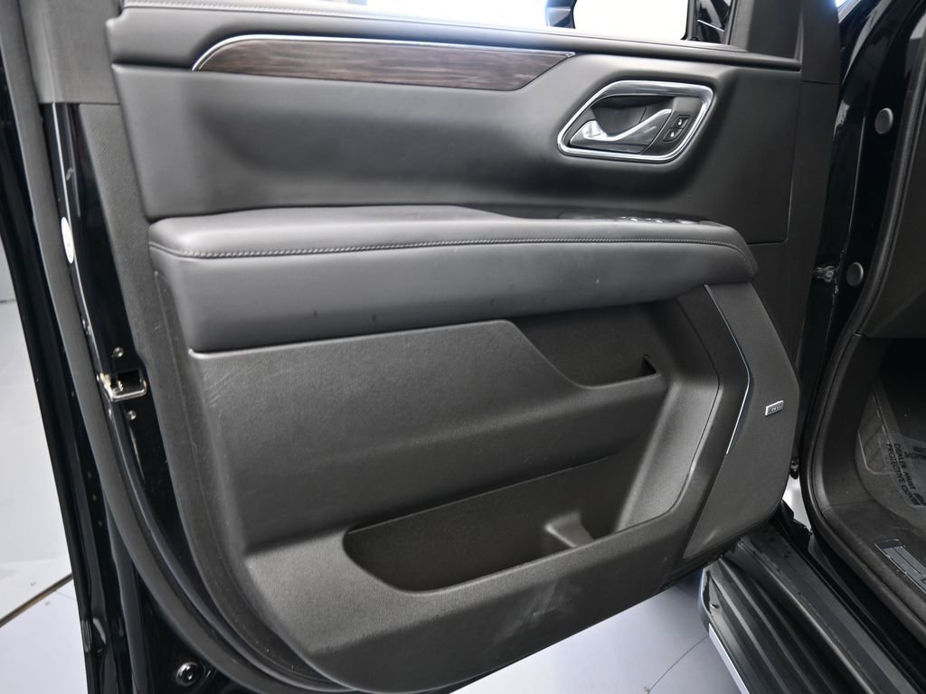 Used 2024 Chevrolet Tahoe LT image 16