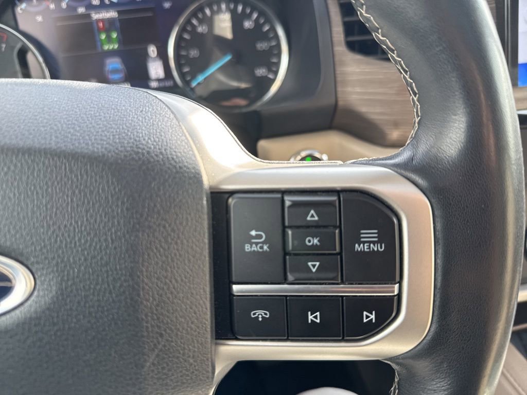 Used 2024 Ford Expedition Limited image 15