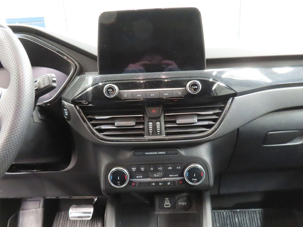 Used 2024 Ford Escape ST-Line image 41