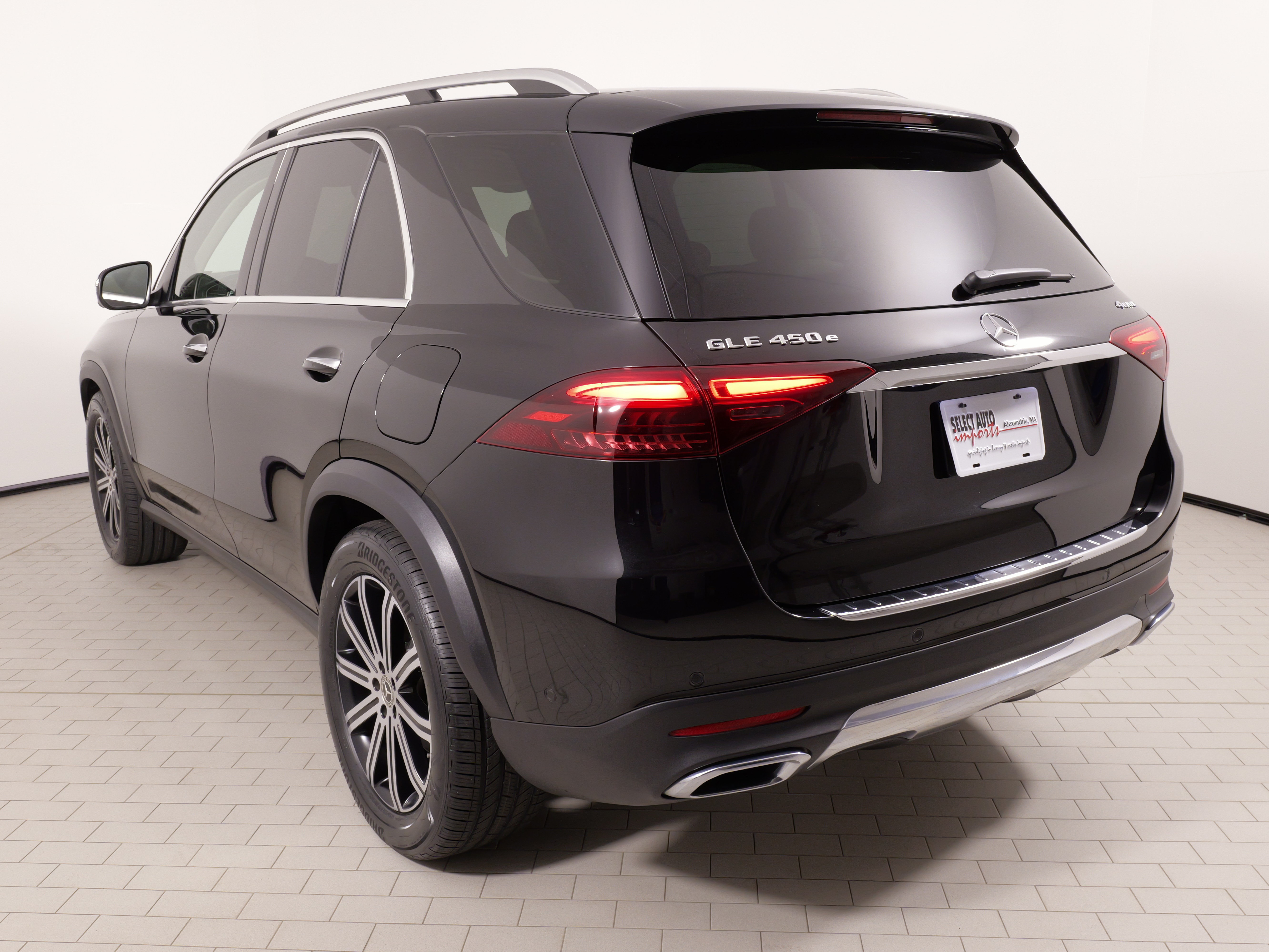 Used 2024 Mercedes-Benz GLE 450e 4MATIC image 15