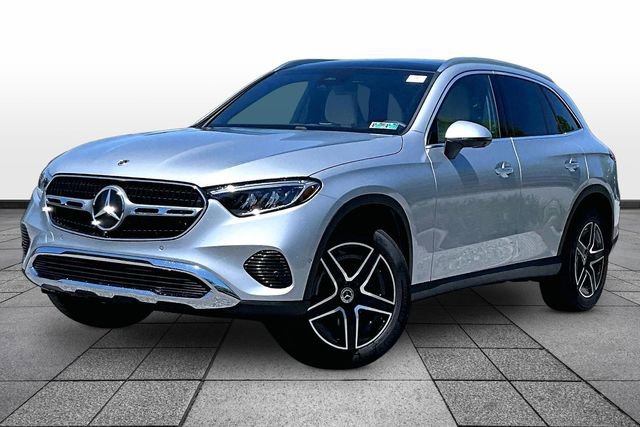 Certified 2026 Mercedes-Benz GLC 300 4MATIC image 2