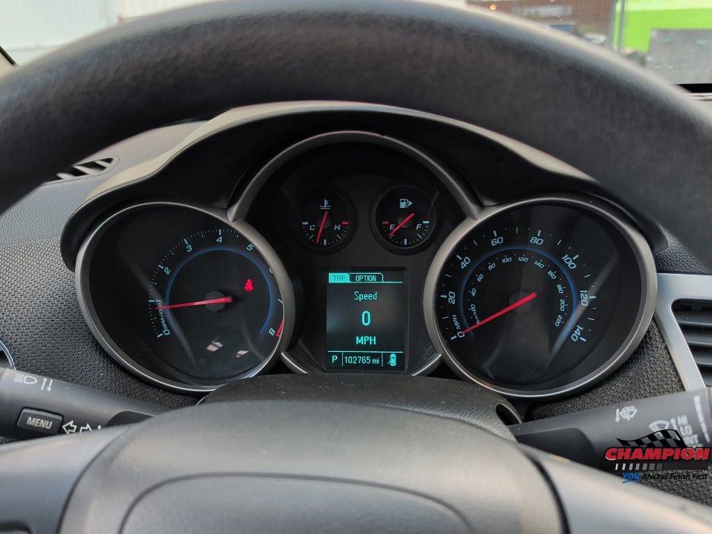 Used 2015 Chevrolet Cruze LT image 20