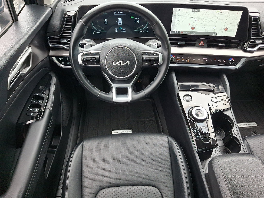 Used 2024 Kia Sportage EX w/ EX Premium Package AWD/4WD image 2