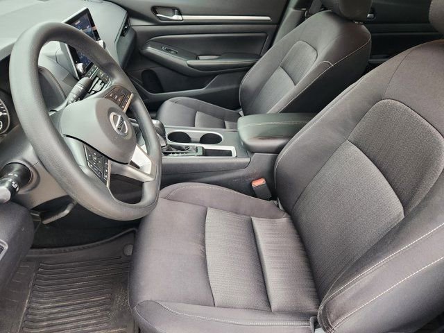 Used 2022 Nissan Altima 2.5 SV image 4