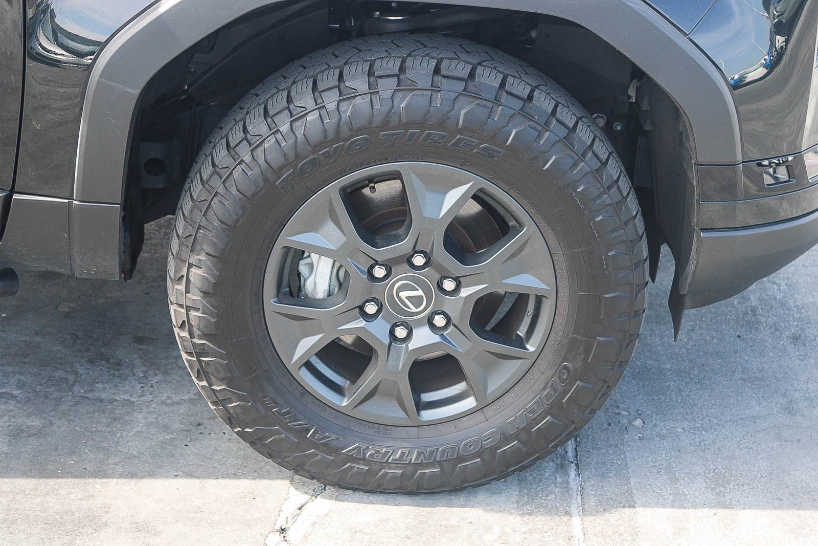 Used 2024 Lexus GX 550 image 12