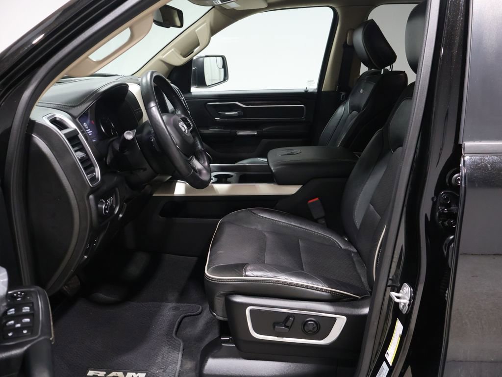 Used 2019 RAM 1500 Laramie image 13