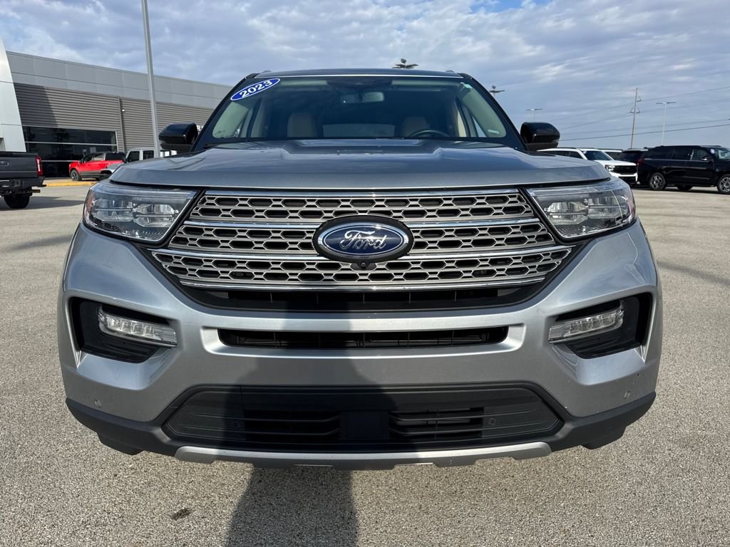Used 2023 Ford Explorer Limited w/ Equipment Group 301A image 9
