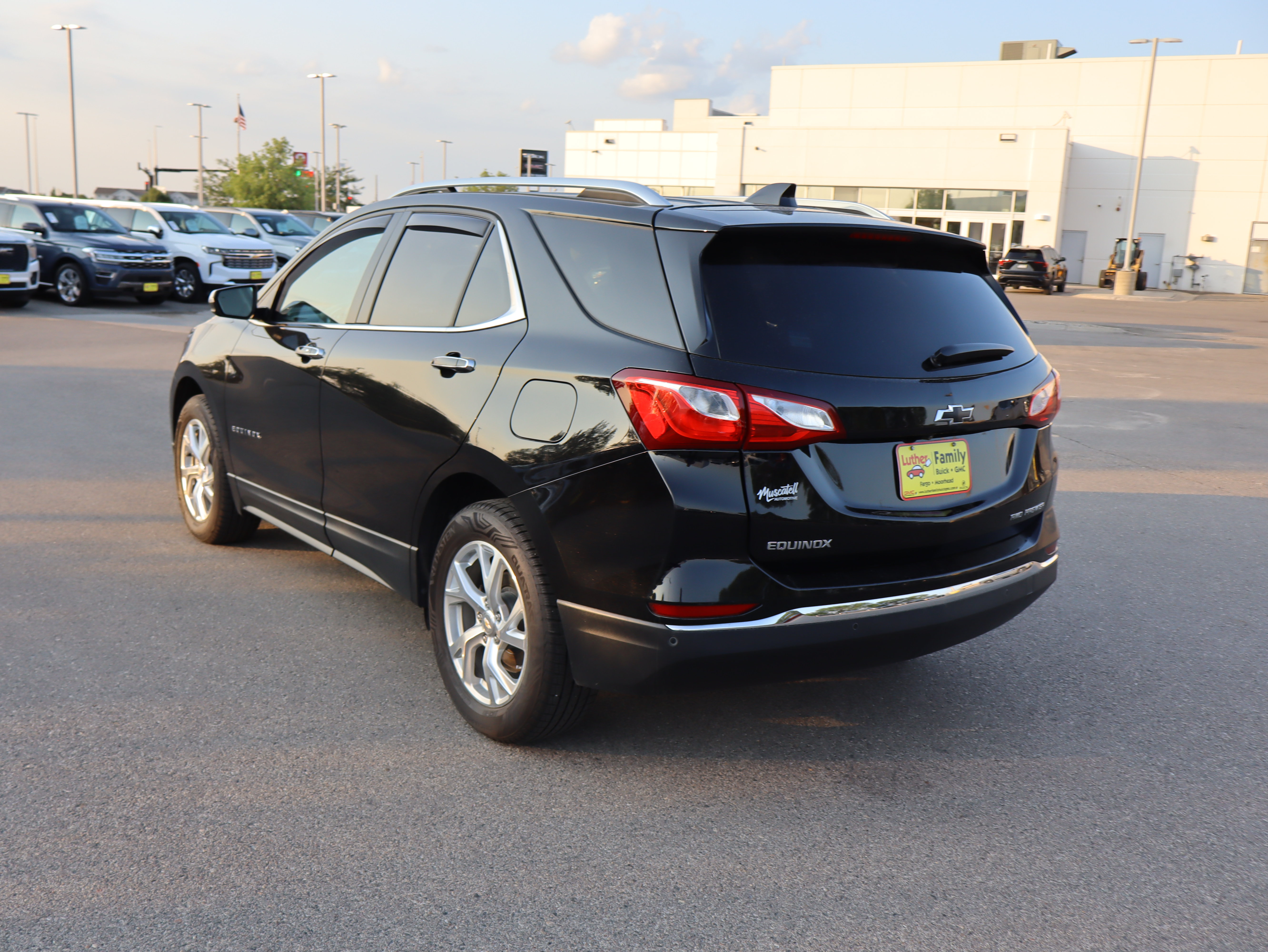 Used 2020 Chevrolet Equinox Premier AWD/4WD image 5