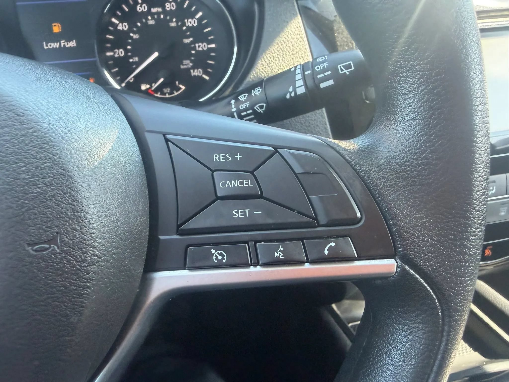 Used 2021 Nissan Rogue Sport S FWD image 14