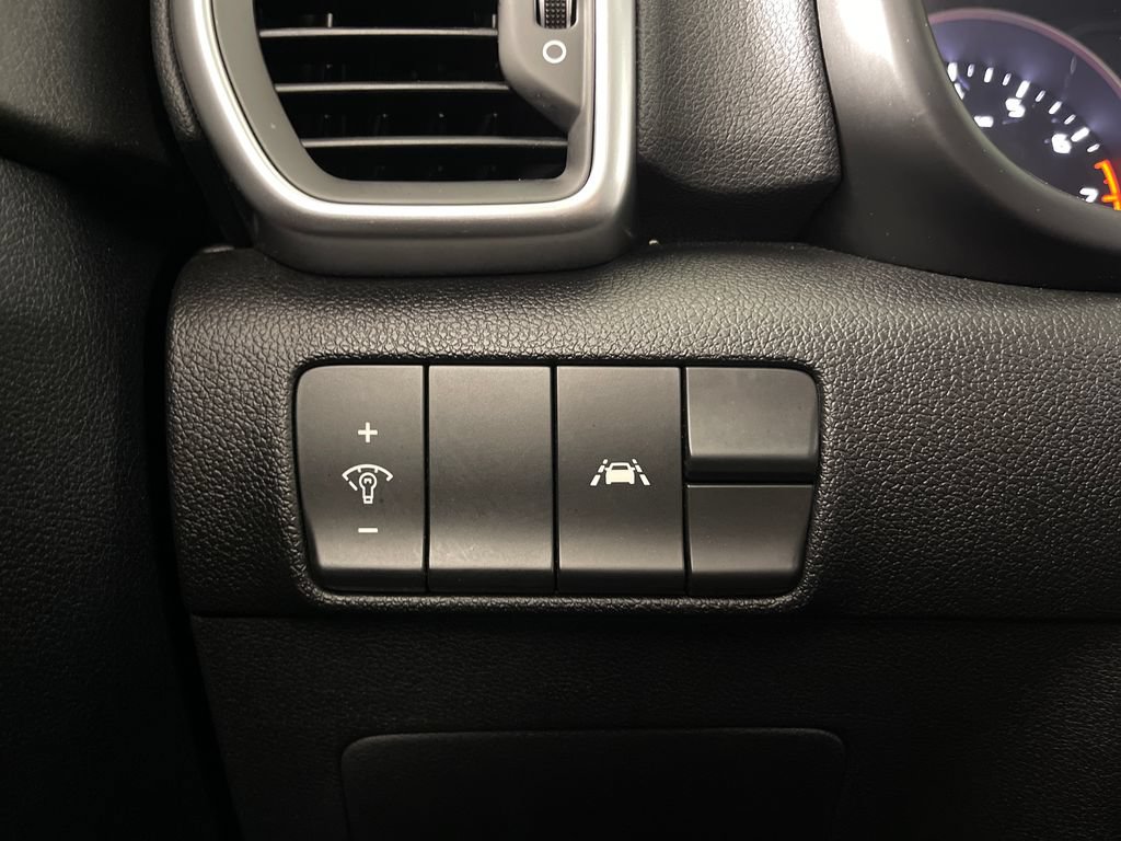 Used 2021 Kia Sportage LX FWD image 30
