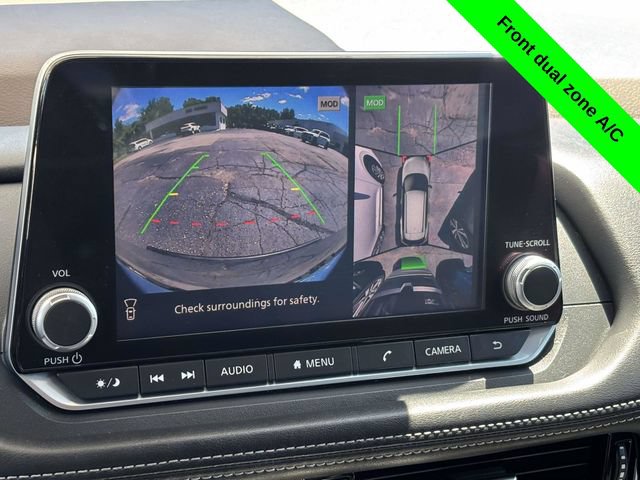 Used 2021 Nissan Rogue SV AWD/4WD image 16
